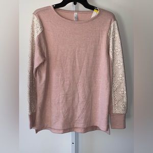 New | woman’s top | size s